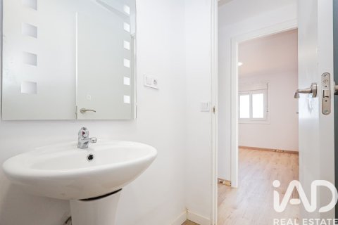 Huoneisto vuokrattavana Santa Cruz de Tenerife, Tenerife, Espanja, 3 makuuhuonetta, 82 m2 No. 152250 - kuva 12