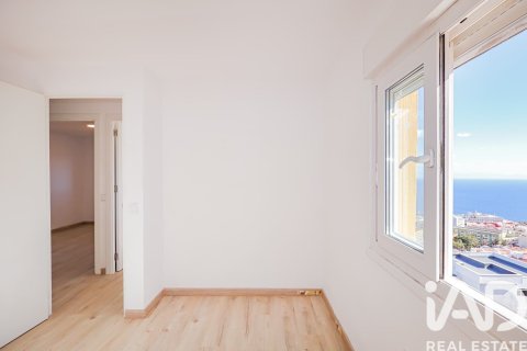 Аренда квартиры в Санта-Крус-де-Тенерифе, Тенерифе, Испания 3 спальни, 82м2 №152250 - фото 21