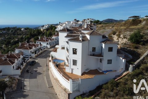 Talo vuokrattavana Frigiliana, Malaga, Espanja, 4 makuuhuonetta, 185 m2 No. 152245 - kuva 21