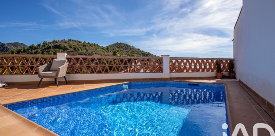 Talo Frigiliana, Malaga, Espanja 4 makuuhuonetta, 185 m2 No. 152245