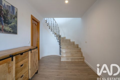 Talo vuokrattavana Frigiliana, Malaga, Espanja, 4 makuuhuonetta, 185 m2 No. 152245 - kuva 8