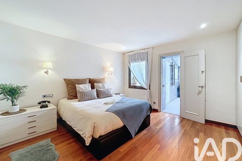 Māja īrēšanai Alella, Barcelona, Spānijā 4 istabas, 194 m2 Nr. 152244 - attēls 26