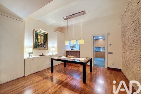 Talo vuokrattavana Alella, Barcelona, Espanja, 4 makuuhuonetta, 194 m2 No. 152244 - kuva 4