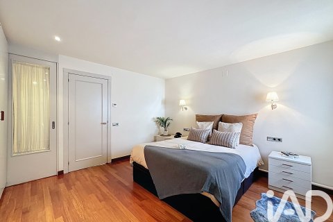 Talo vuokrattavana Alella, Barcelona, Espanja, 4 makuuhuonetta, 194 m2 No. 152244 - kuva 9