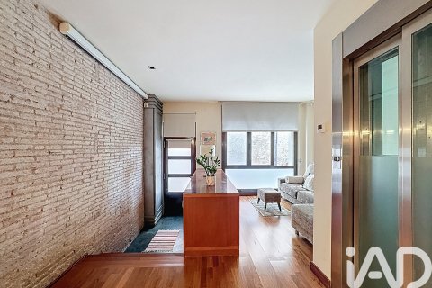 Māja īrēšanai Alella, Barcelona, Spānijā 4 istabas, 194 m2 Nr. 152244 - attēls 22