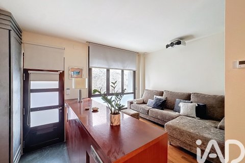 Māja īrēšanai Alella, Barcelona, Spānijā 4 istabas, 194 m2 Nr. 152244 - attēls 23