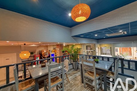 Komerciāls īpašums īrēšanai Denia, Alicante, Spānijā 2 istabas, 140 m2 Nr. 152249 - attēls 23