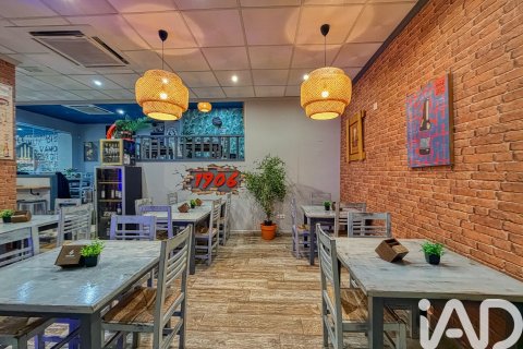 Liikekiinteistö vuokrattavana Denia, Alicante, Espanja, 2 makuuhuonetta, 140 m2 No. 152249 - kuva 14