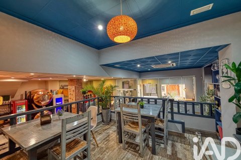 Liikekiinteistö vuokrattavana Denia, Alicante, Espanja, 2 makuuhuonetta, 140 m2 No. 152249 - kuva 10