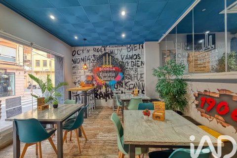 Liikekiinteistö vuokrattavana Denia, Alicante, Espanja, 2 makuuhuonetta, 140 m2 No. 152249 - kuva 2