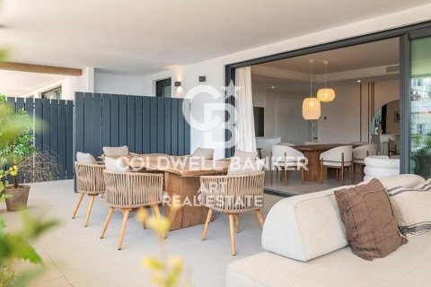 Huoneisto Marbella, Malaga, Espanja 2 makuuhuonetta, 99 m2 No. 159638