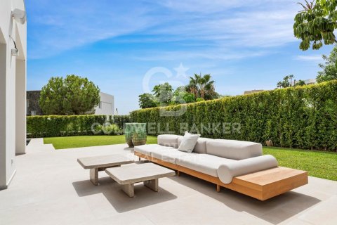 Villa till salu i Benahavis, Malaga, Spanien 4 sovrum, 334 kvm. Nr. 157716 - foto 10