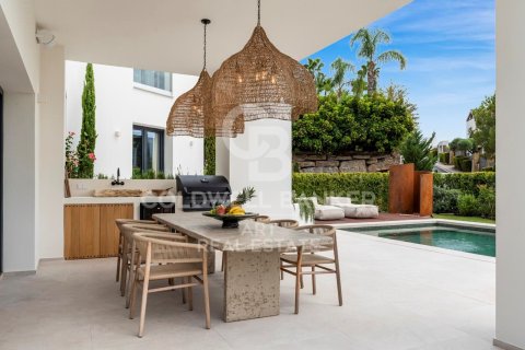 Villa in vendita a Benahavis, Malaga, Spagna 4 camere da letto, 334 mq. N° 157716 - foto 8