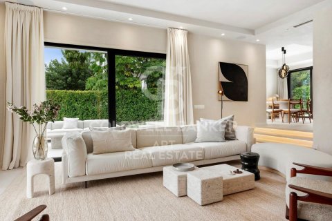 Villa till salu i Benahavis, Malaga, Spanien 4 sovrum, 334 kvm. Nr. 157716 - foto 4