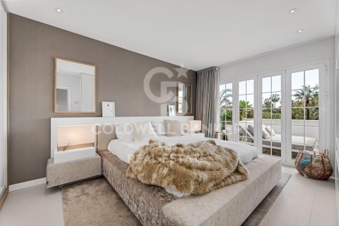 Apartment à vendre à Marbella, Malaga, Espagne, 3 chambres, 150 m2 No. 157711 - photo 9