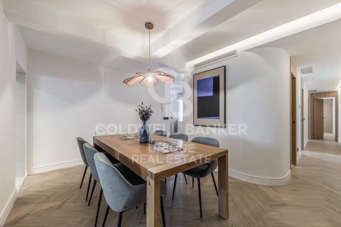 Wohnung zum Verkauf in Madrid, Spanien 3 Schlafzimmer, 141 m2 Nr. 157714 - Foto 1