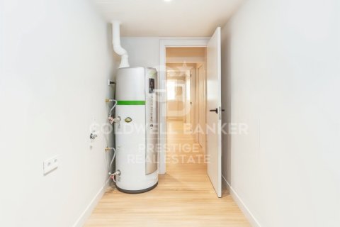 Huoneisto myytävänä Barcelona, Espanja, 4 makuuhuonetta, 169 m2 No. 157712 - kuva 12