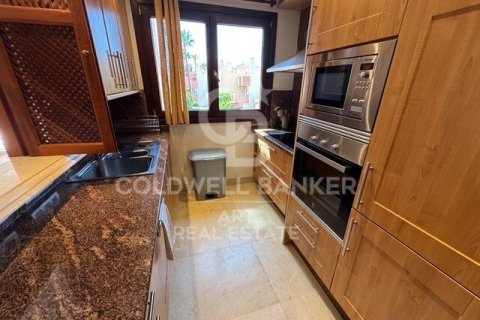 Продажа квартиры в Эстепона, Малага, Испания 2 спальни, 90м2 №157715 - фото 6