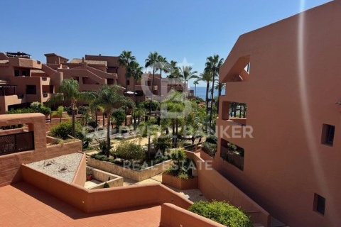 Продажа квартиры в Эстепона, Малага, Испания 2 спальни, 90м2 №157715 - фото 9