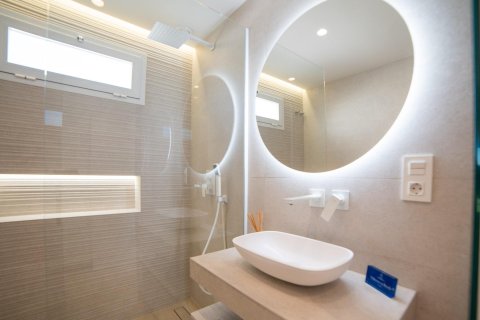 Huoneisto myytävänä Guardamar del Segura, Alicante, Espanja, 2 makuuhuonetta, 80 m2 No. 142379 - kuva 30