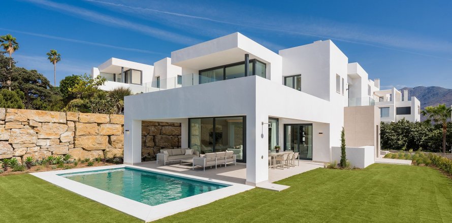 Villa en Estepona, Málaga, España 3 dormitorios, 226.04 m2 No. 174662