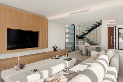 Huvila myytävänä Estepona, Malaga, Espanja, 3 makuuhuonetta, 226.04 m2 No. 174662 - kuva 8