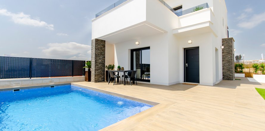 Townhouse in Vistabella, Alicante, Spain 3 bedrooms, 119 sq.m. No. 189657