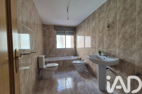 Dzīvoklis pārdošanā Onda, Castellon, Spānijā 4 istabas, 211 m2 Nr. 172672 - attēls 20