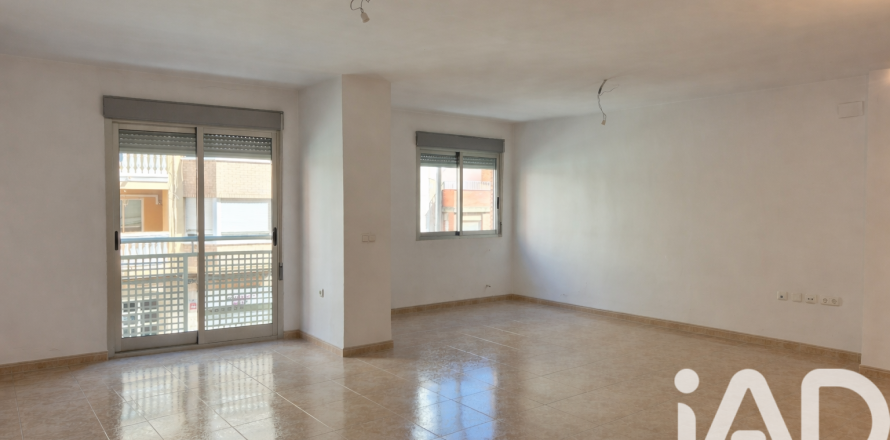 Dzīvoklis Onda, Castellon, Spānijā 4 istabas, 211 m2 Nr. 172672