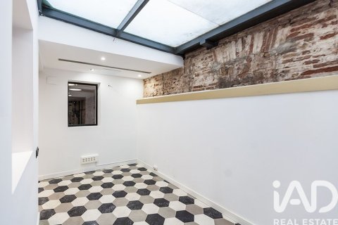 Commercial property for sale in Barcelona, Spain 204 sq.m. No. 172673 - photo 14