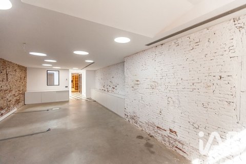 Commercial property for sale in Barcelona, Spain 204 sq.m. No. 172673 - photo 23