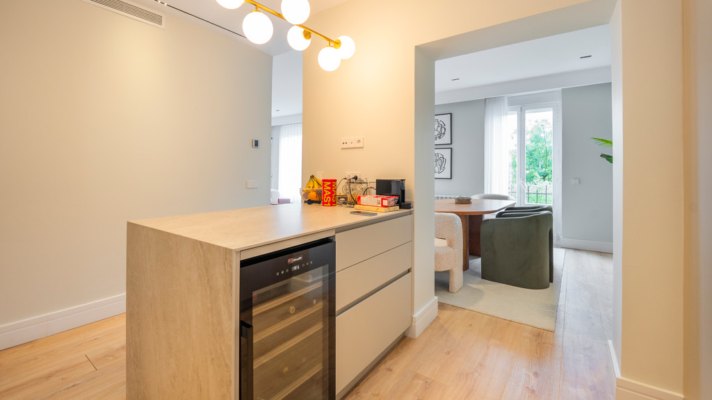 Apartament w Madrid, Hiszpania 3 sypialnie, 131 mkw. nr 105998