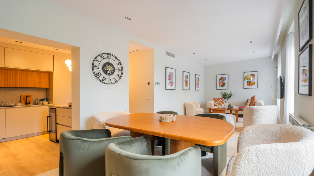 Apartament w Madrid, Hiszpania 3 sypialnie, 131 mkw. nr 105998