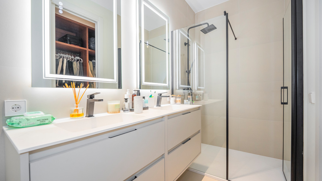 Apartament w Madrid, Hiszpania 3 sypialnie, 131 mkw. nr 105998