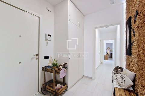 Apartamento en venta en Vilanova i la Geltrú, Barcelona, España 2 dormitorios, 108 m2 No. 166774 - foto 17