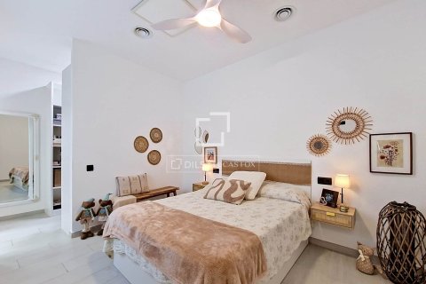 Apartamento en venta en Vilanova i la Geltrú, Barcelona, España 2 dormitorios, 108 m2 No. 166774 - foto 28