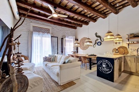 Apartamento en Vilanova i la Geltrú, Barcelona, España 2 dormitorios, 108 m2 No. 166774