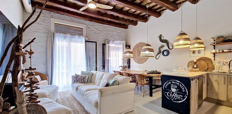 Apartamento en Vilanova i la Geltrú, Barcelona, España 2 dormitorios, 108 m2 No. 166774