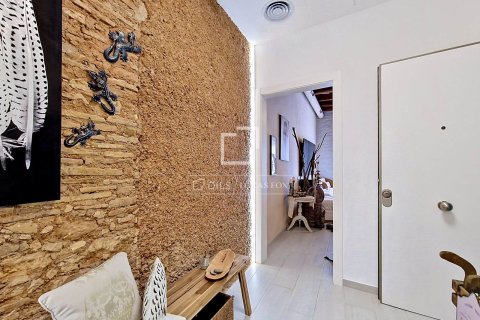 Apartamento en venta en Vilanova i la Geltrú, Barcelona, España 2 dormitorios, 108 m2 No. 166774 - foto 4