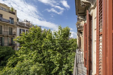 Apartment à louer à Barcelona, Espagne, 3 chambres, 205 m2 No. 166776 - photo 25