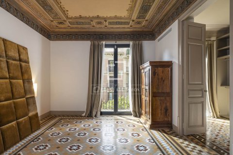 Apartment à louer à Barcelona, Espagne, 3 chambres, 205 m2 No. 166776 - photo 20