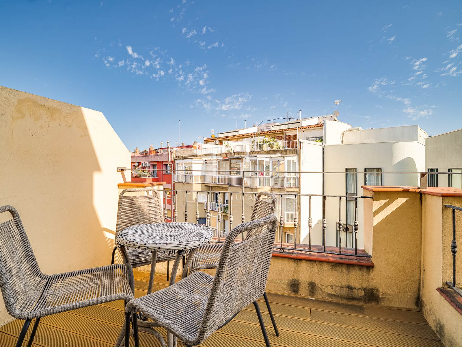 Penthouse in Barcelona, Spain 3 bedrooms, 81 sq.m. No. 166773