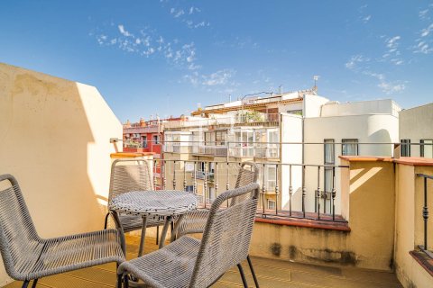Takvåning till salu i Barcelona, Spanien 3 sovrum, 81 kvm. Nr. 166773 - foto 10