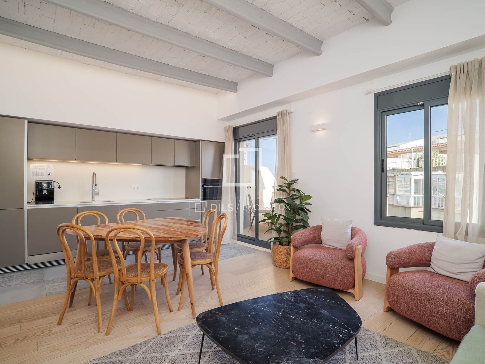 Penthouse in Barcelona, Spain 3 bedrooms, 81 sq.m. No. 166773