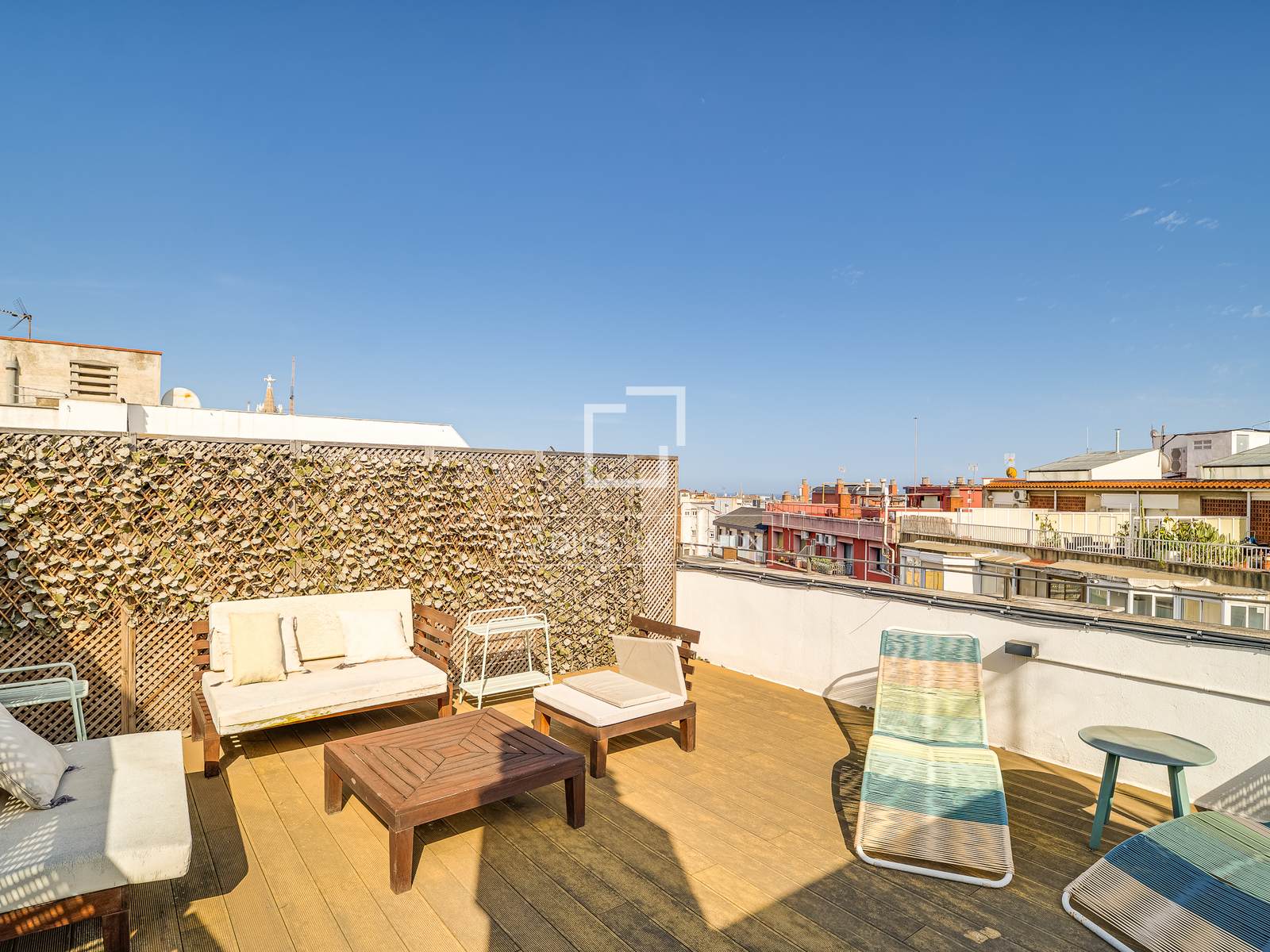 Penthouse in Barcelona, Spain 3 bedrooms, 81 sq.m. No. 166773
