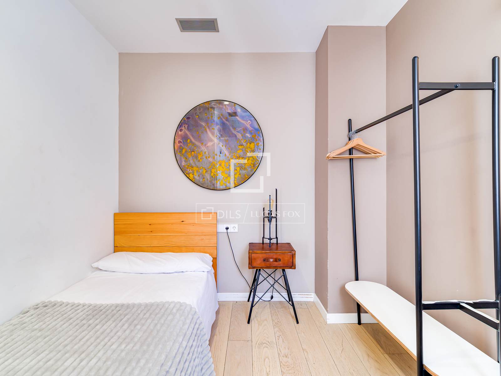 Penthouse in Barcelona, Spain 3 bedrooms, 81 sq.m. No. 166773