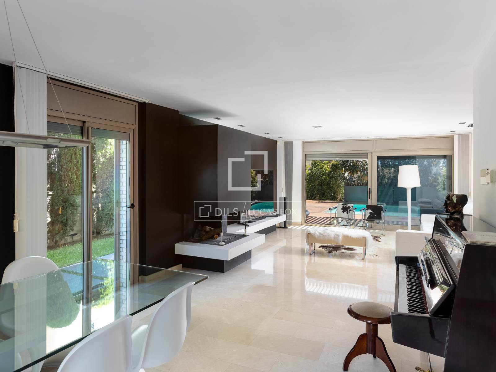 Villa in Vilassar de Dalt, Barcelona, Spain 6 bedrooms, 386 sq.m. No. 166775
