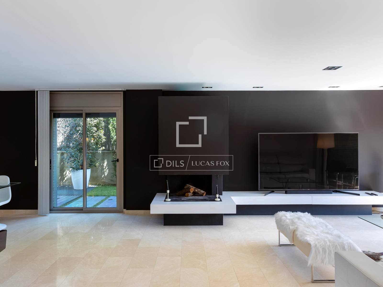 Villa in Vilassar de Dalt, Barcelona, Spain 6 bedrooms, 386 sq.m. No. 166775