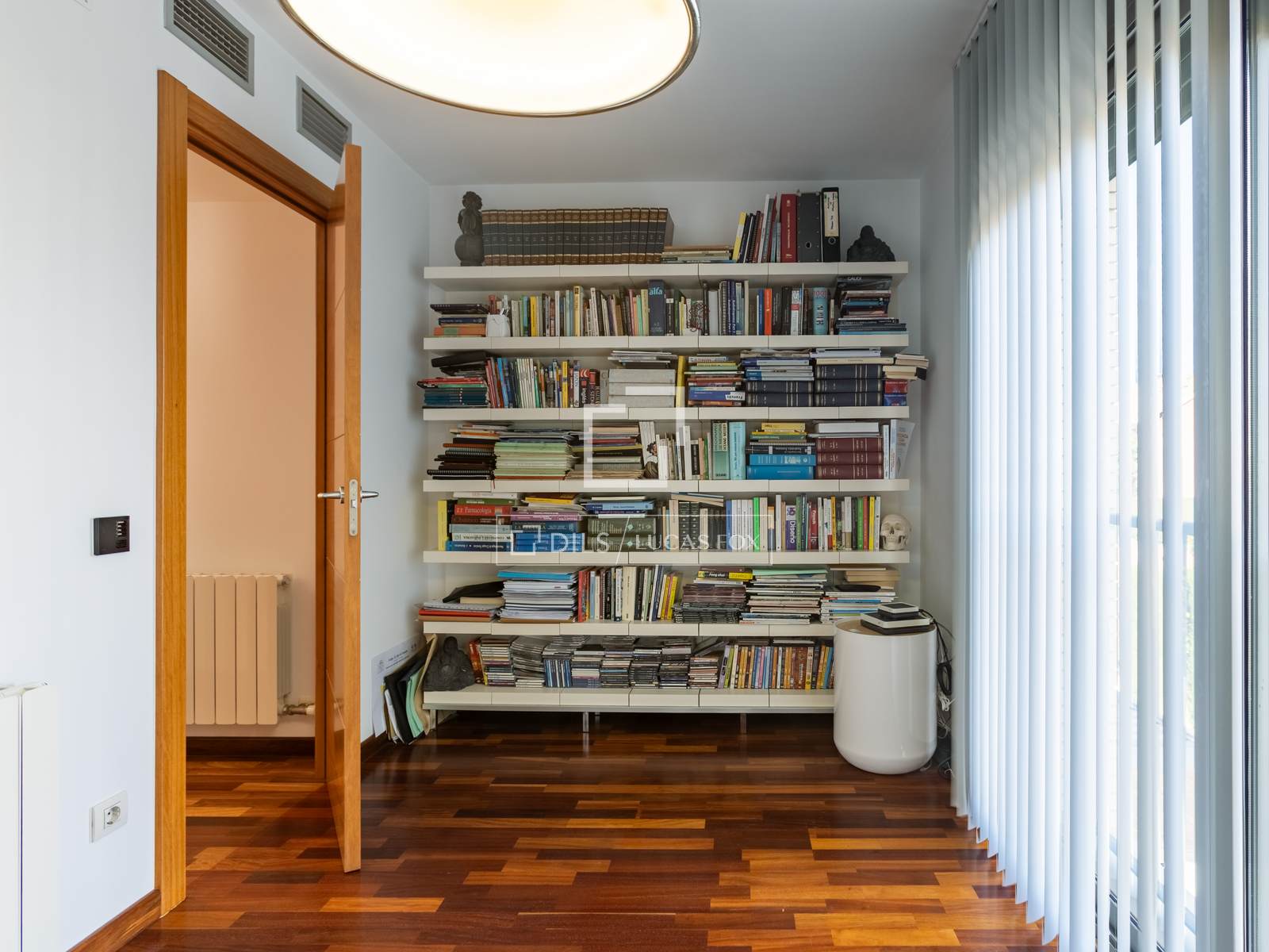 Villa in Vilassar de Dalt, Barcelona, Spain 6 bedrooms, 386 sq.m. No. 166775