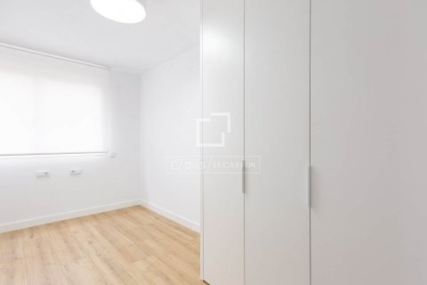 Villa en alquiler en Gavà, Barcelona, España 6 dormitorios, 265 m2 No. 166777 - foto 28